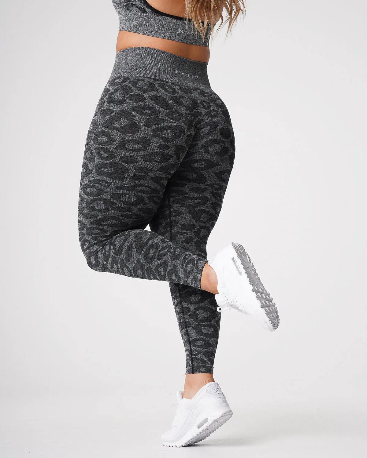 Black Speckled Leopard Seamless Leggings