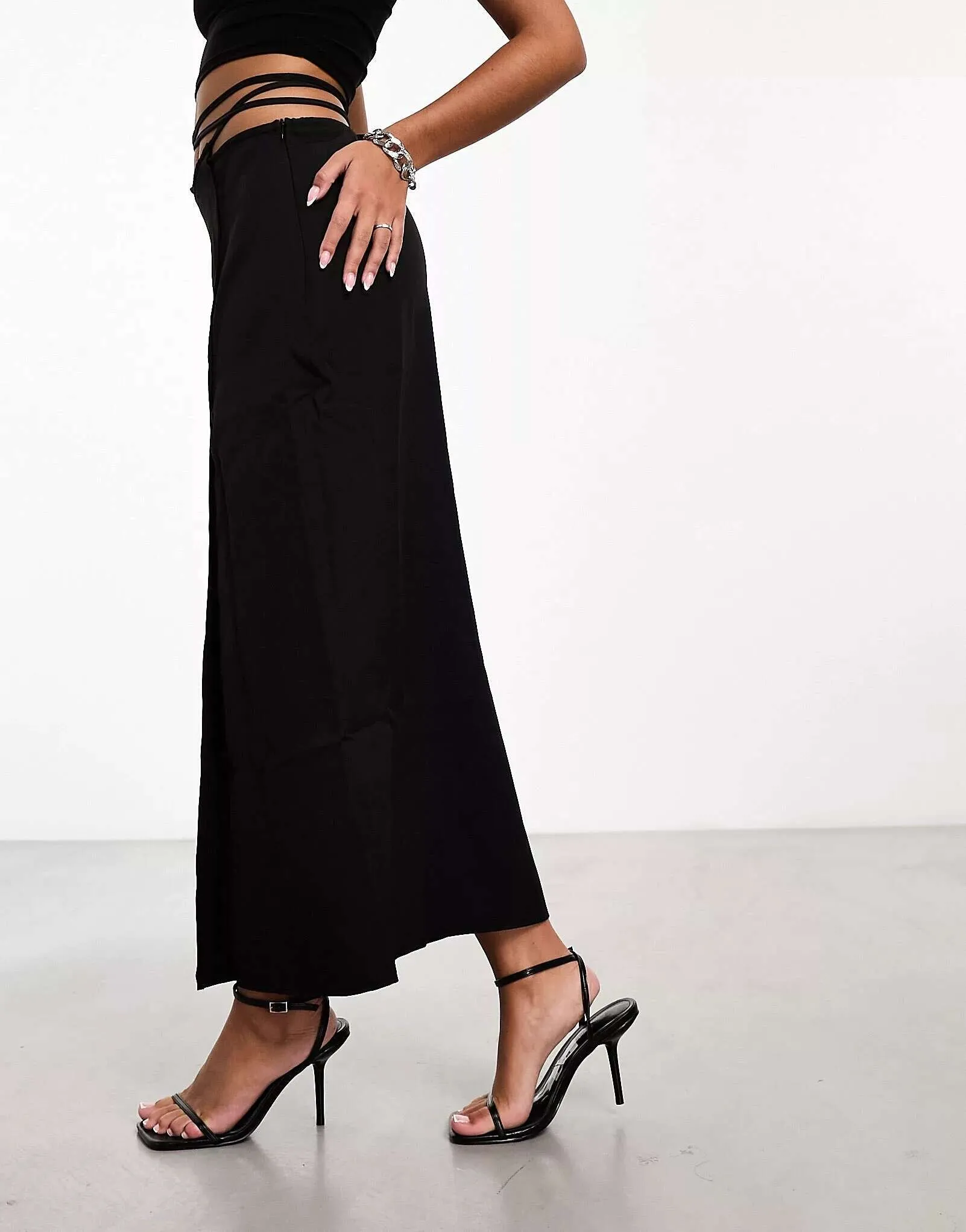 Kaiia Black Tie Waist Maxi Skirt