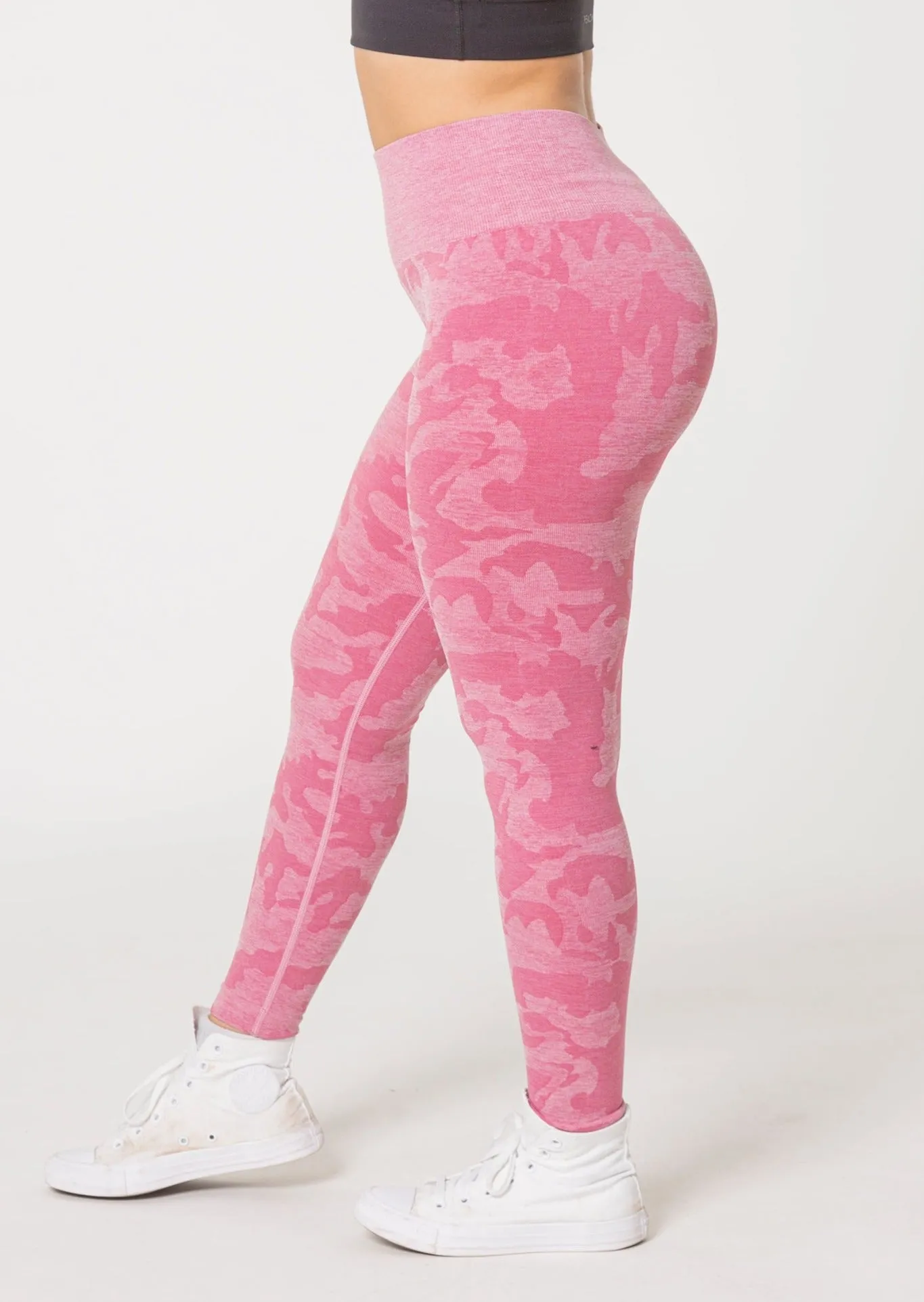 [LASTCHANCE] ARISE Camo Seamless Leggings