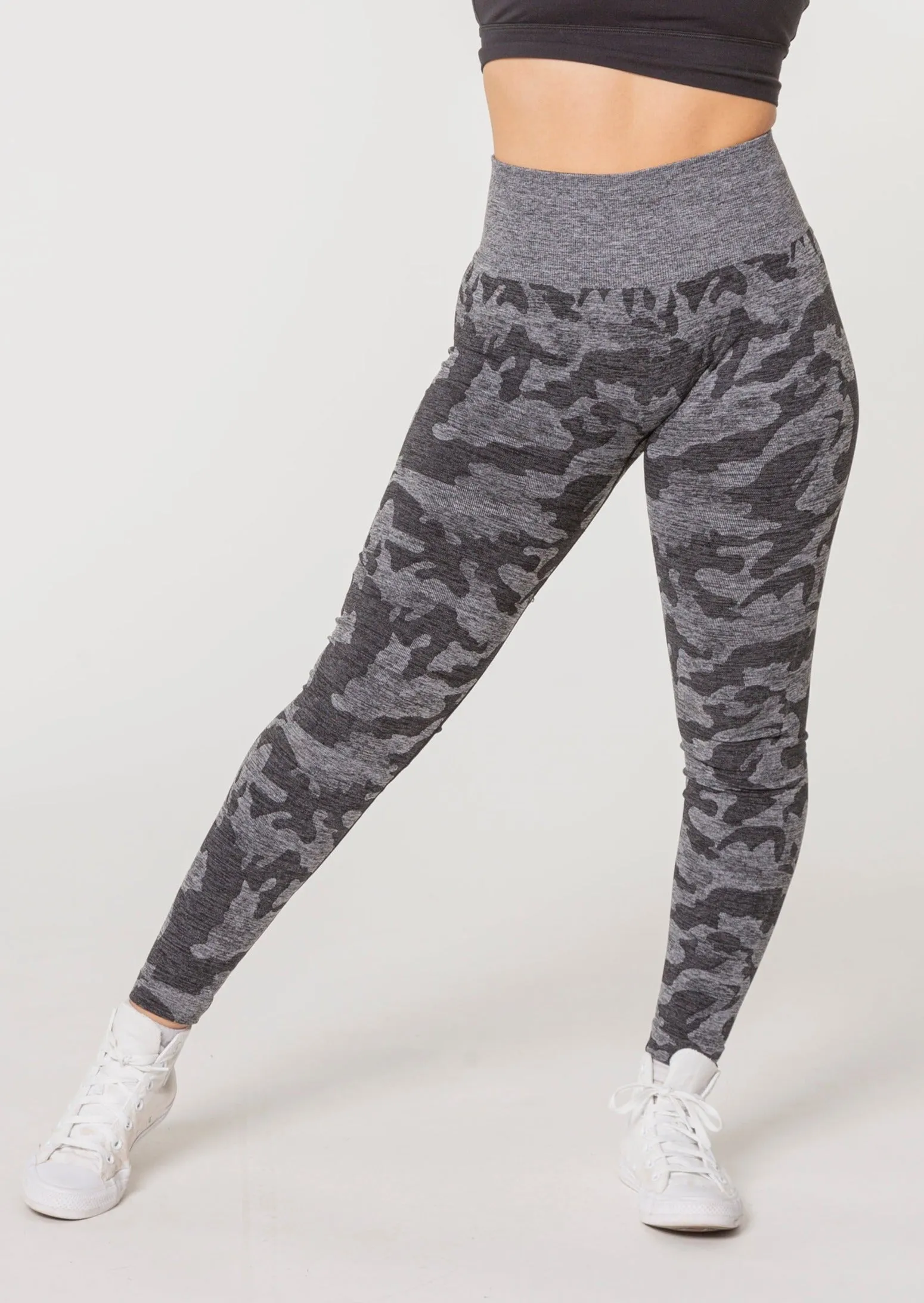 [LASTCHANCE] ARISE Camo Seamless Leggings