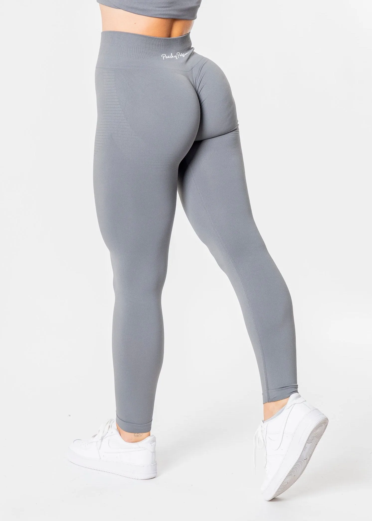 PURSUIT Scrunch Leggings