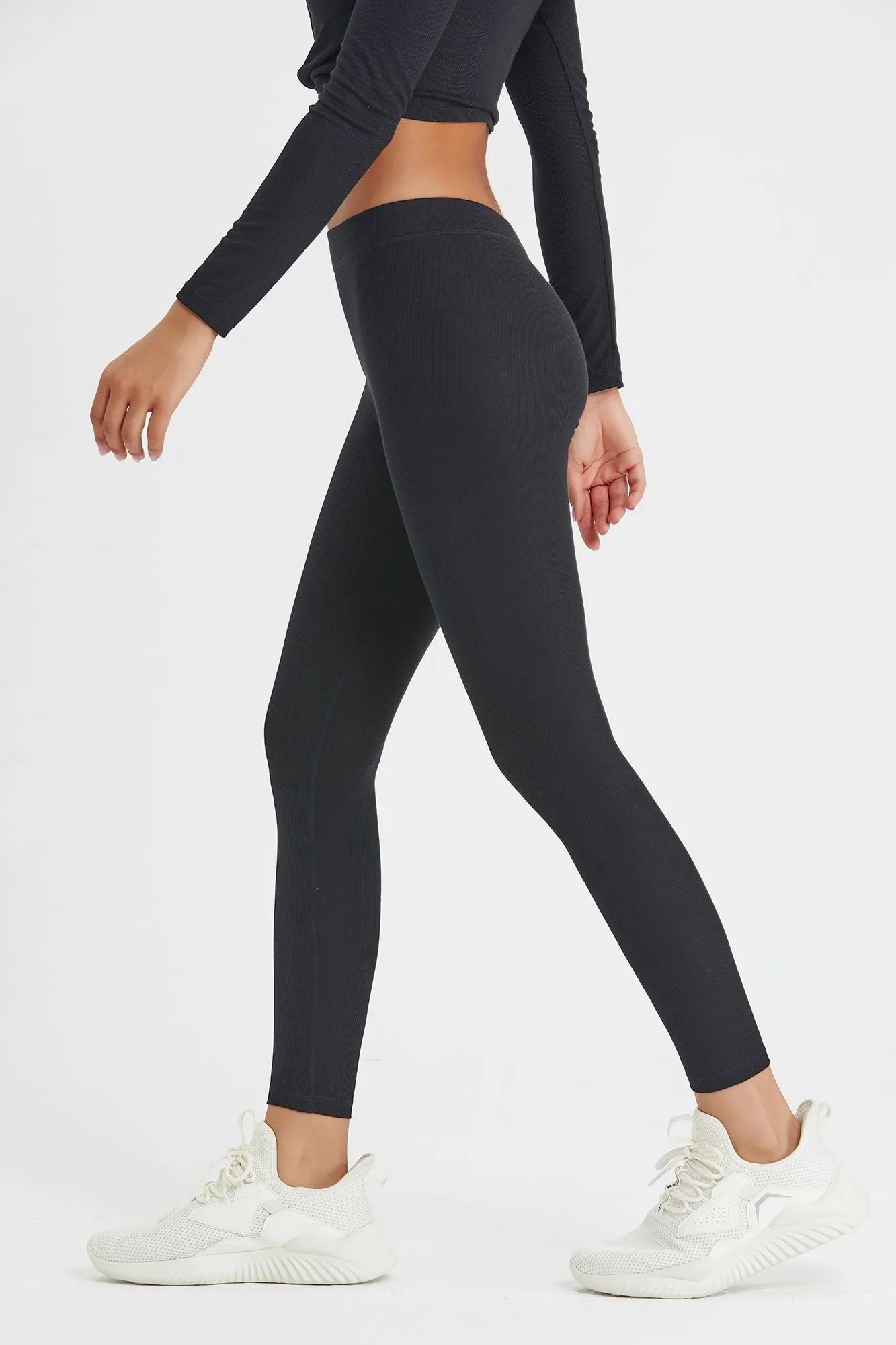 Ribbed Mid-Waist Workout Leggings