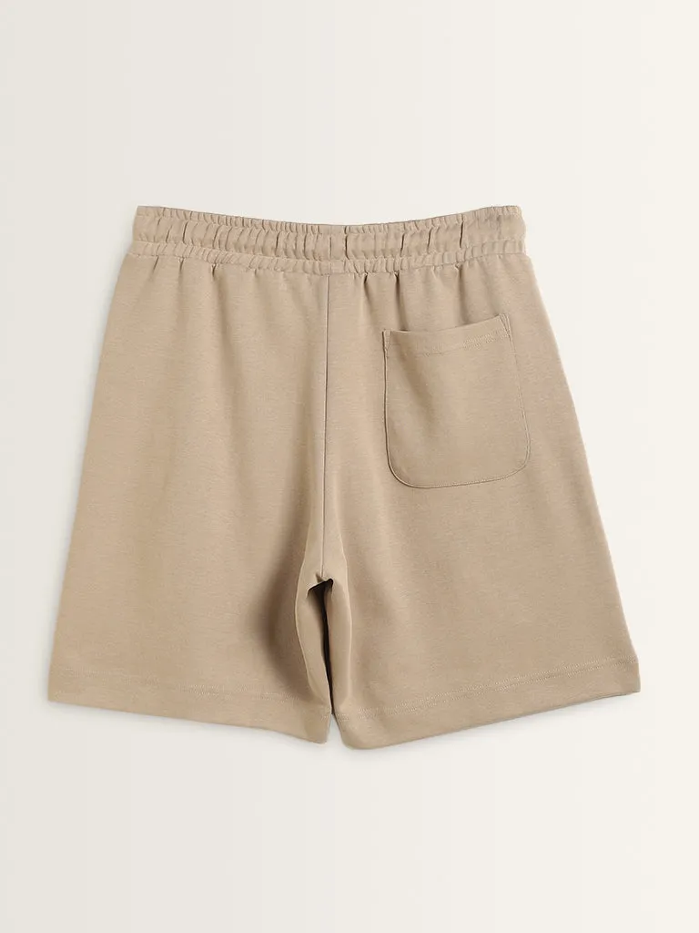 Studiofit Beige Relaxed Fit Mid Rise Shorts